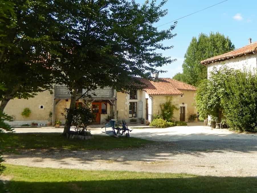 House in Verteillac, Nouvelle-Aquitaine 10151274