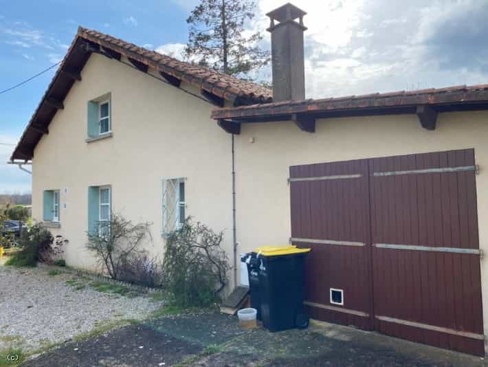 Hus i Civray, Nouvelle-Aquitaine 10151319