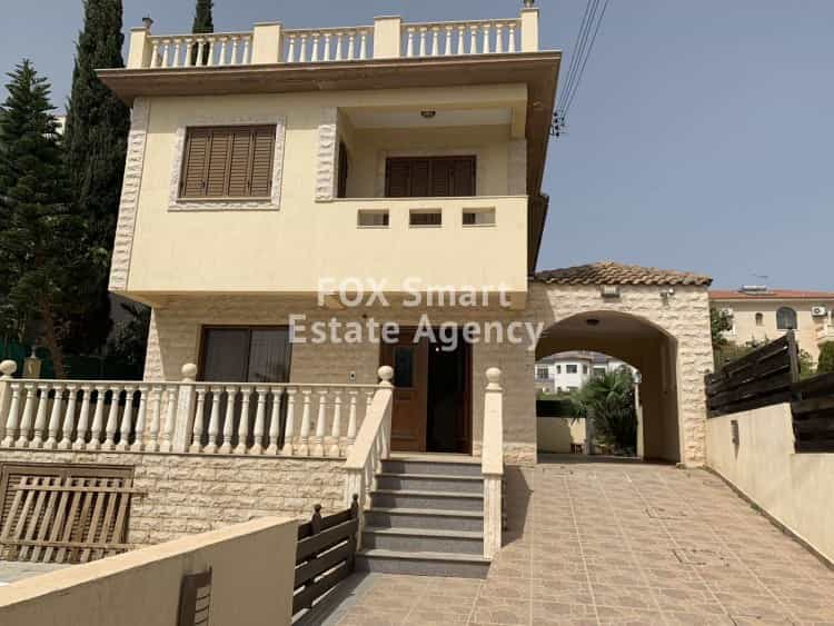 rumah dalam Agios Athanasios, Lemesos 10151514