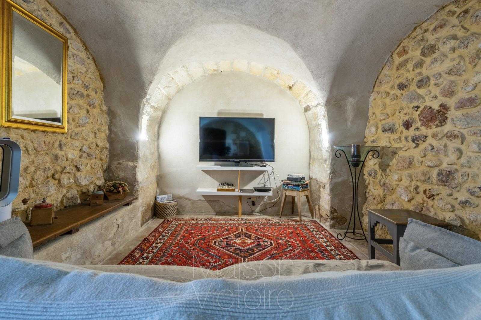 Rumah di Roussillon, Provence-Alpes-Côte d'Azur 10151670