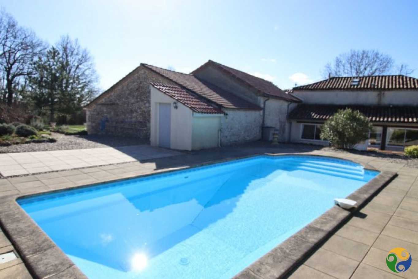 Condominio en Montaigu-de-Quercy, Occitania 10151690