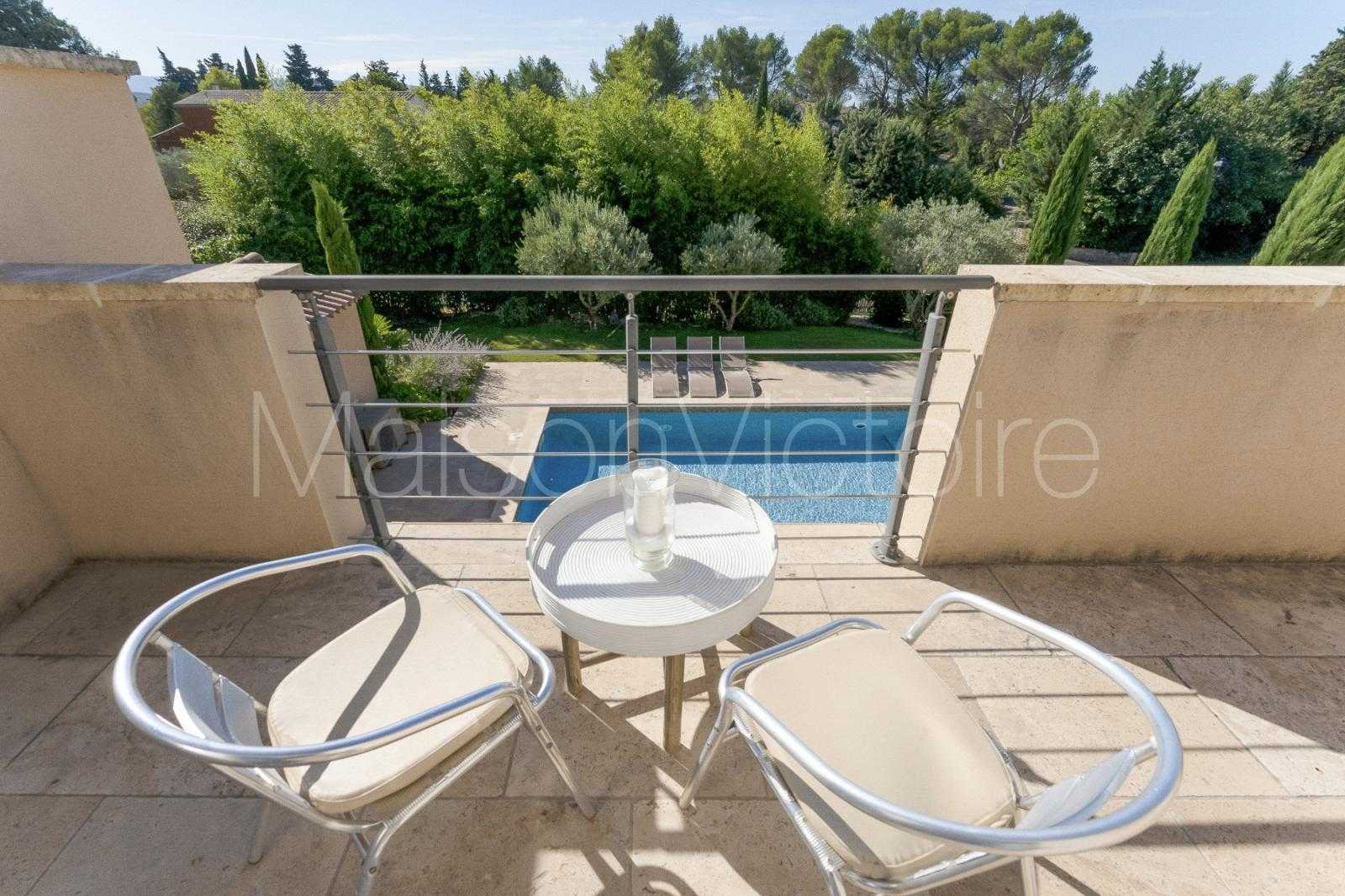 rumah dalam L'Isle-sur-la-Sorgue, Provence-Alpes-Côte d'Azur 10151700