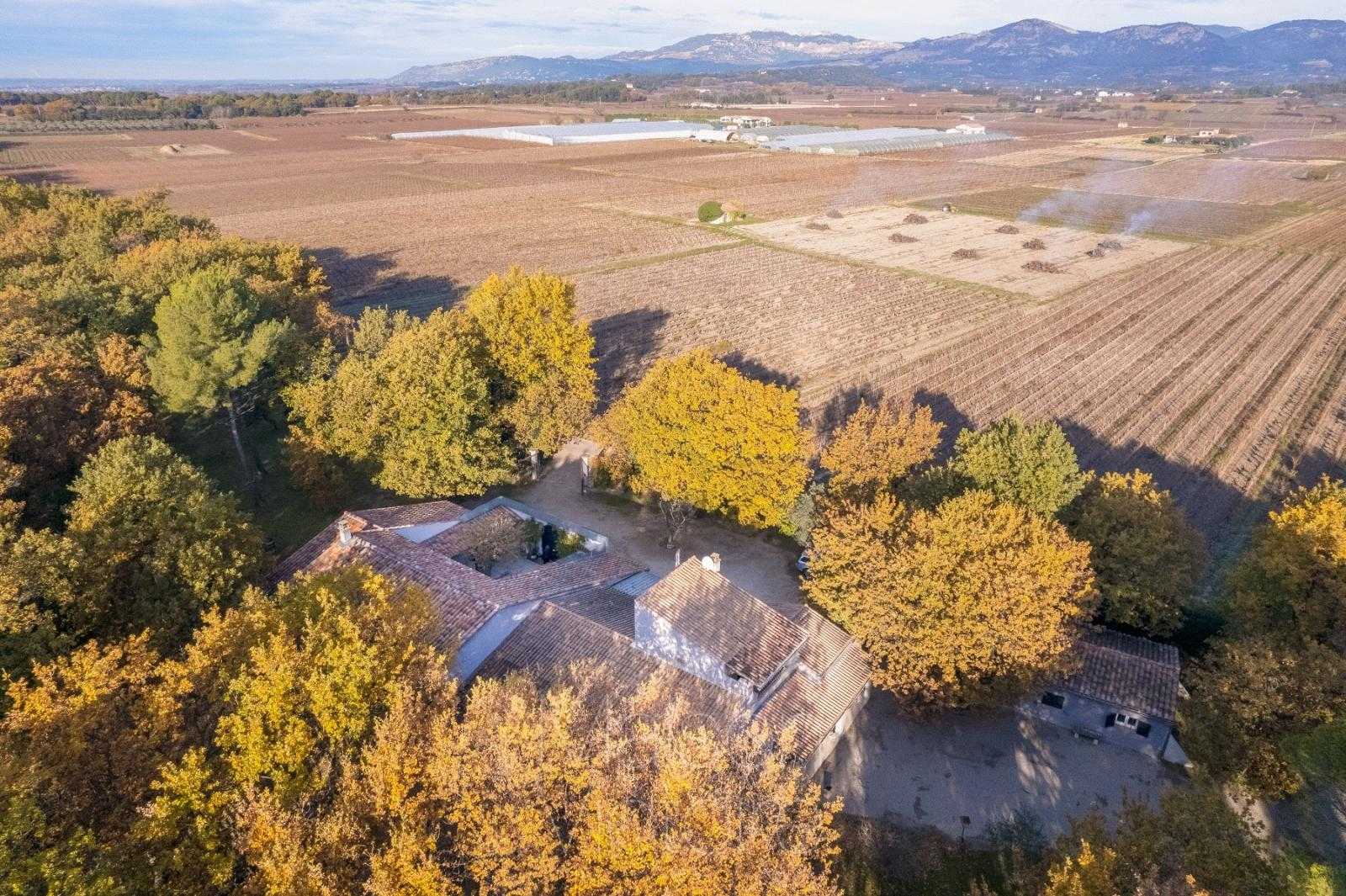 Rumah di Caromb, Provence-Alpes-Côte d'Azur 10151703