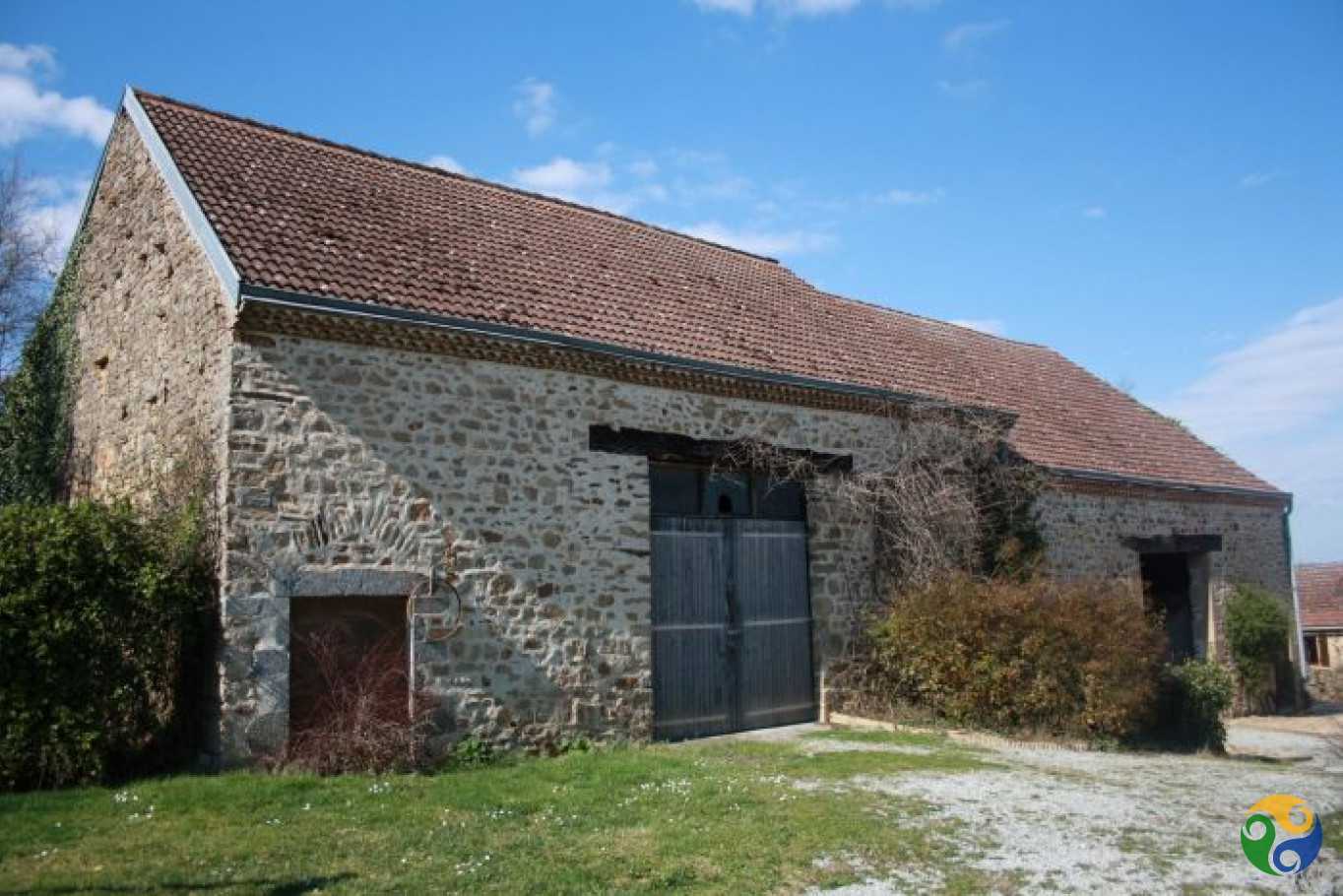 Condominio en Dompierre-les-Églises, Nouvelle-Aquitaine 10151710