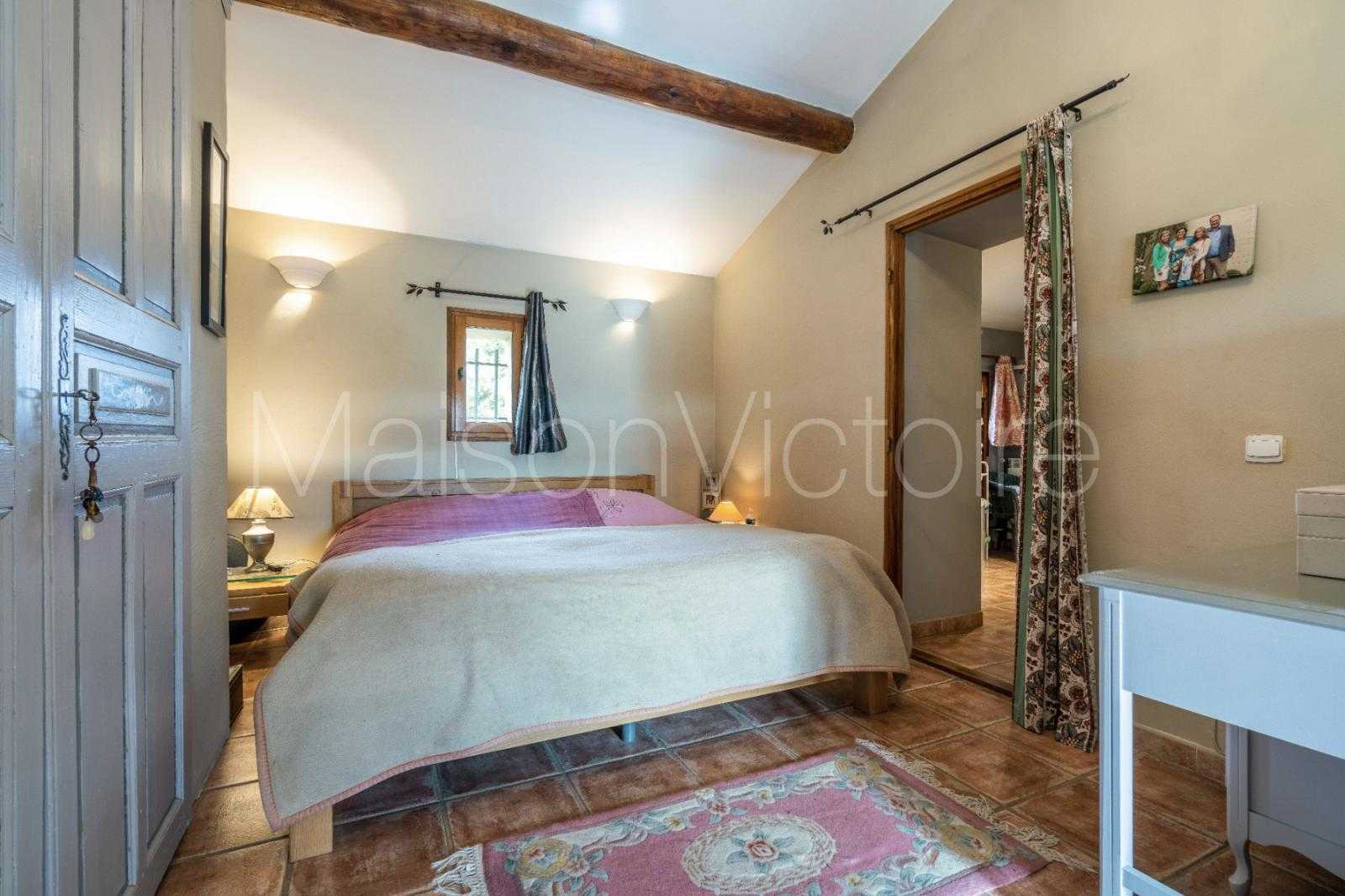 casa no Mazan, Provence-Alpes-Côte d'Azur 10151714