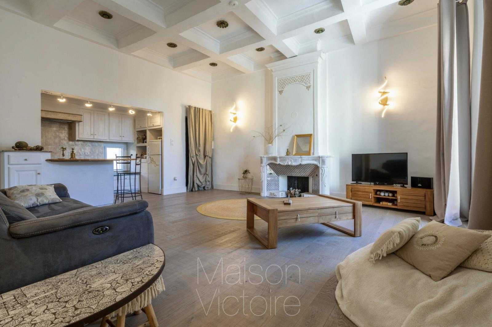 Eigentumswohnung im Monteux, Provence-Alpes-Côte d'Azur 10151731
