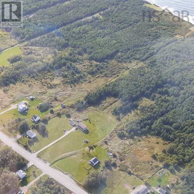 Hus i Grand Étang, Nova Scotia 10151771
