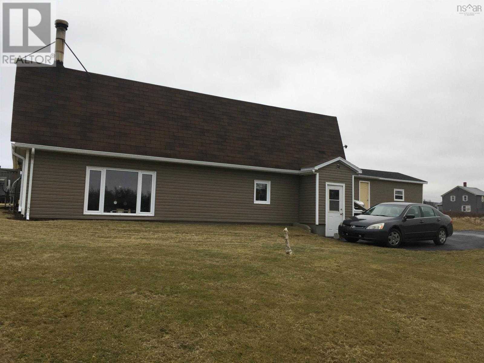 House in Inverness, Nova Scotia 10151771