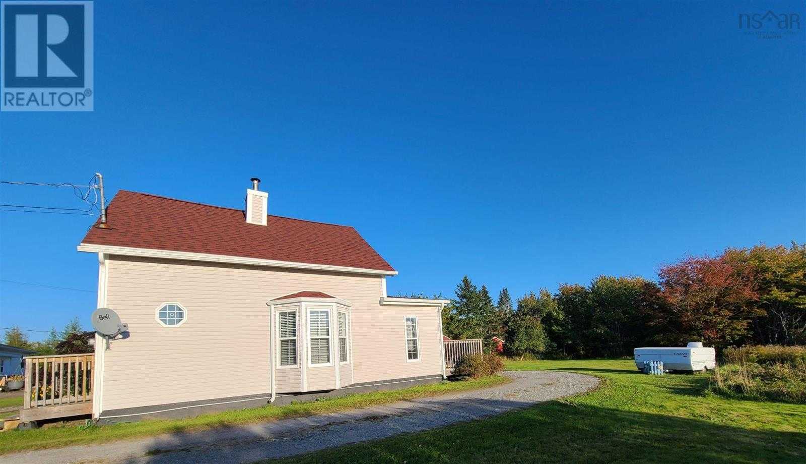 House in Port Hawkesbury, Nova Scotia 10151781