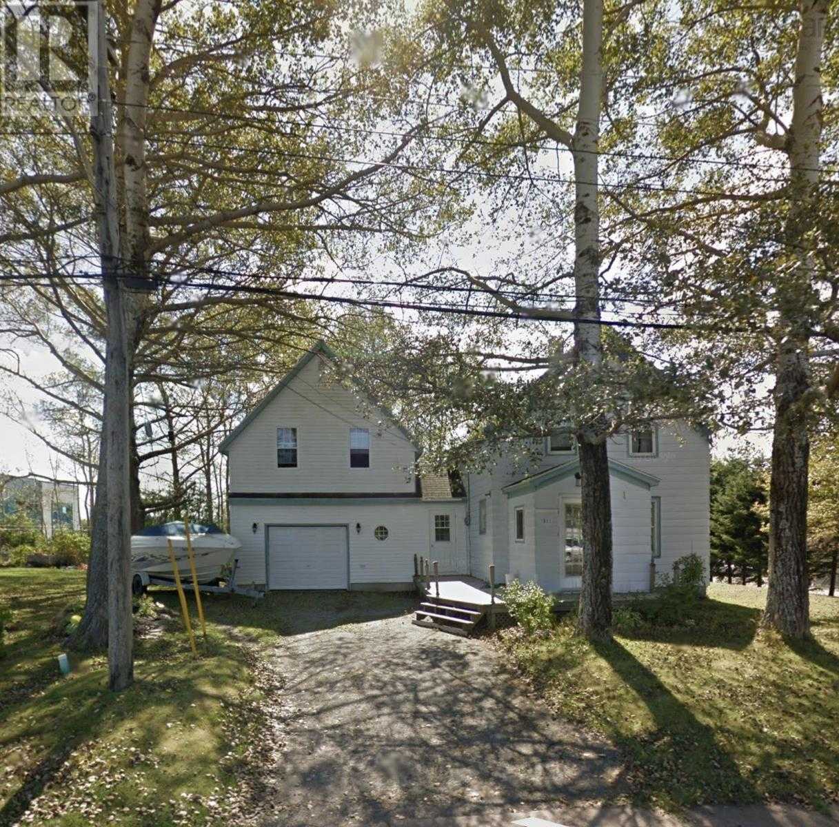 House in Port Hawkesbury, Nova Scotia 10151785