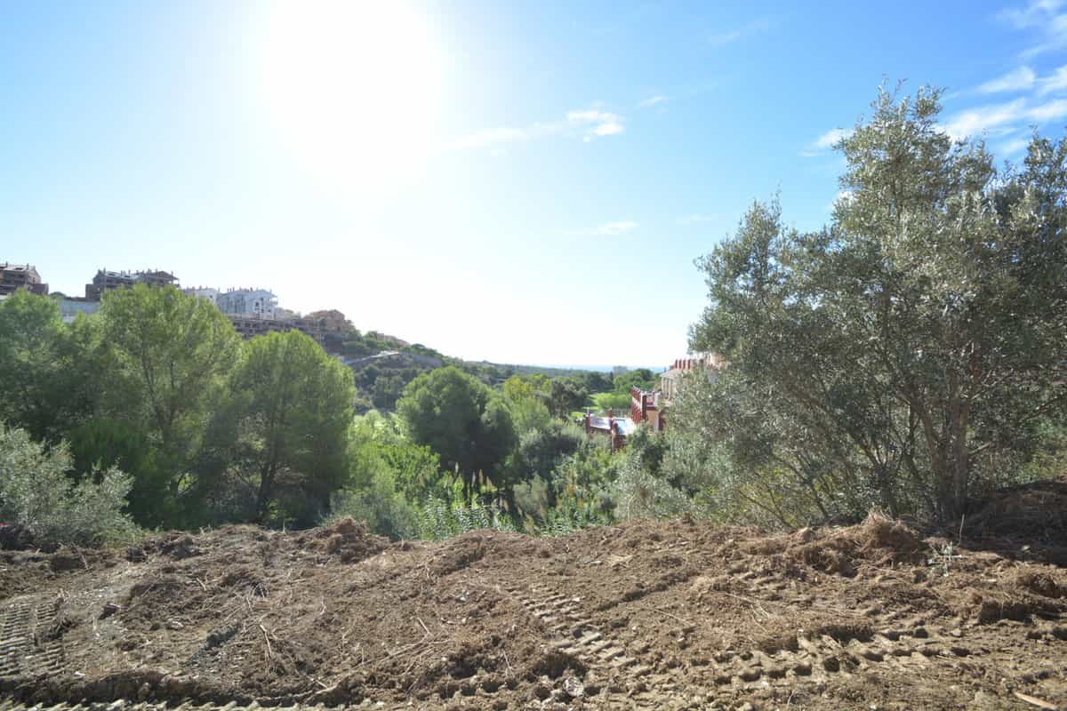 Land in Ojen, Andalusia 10152221