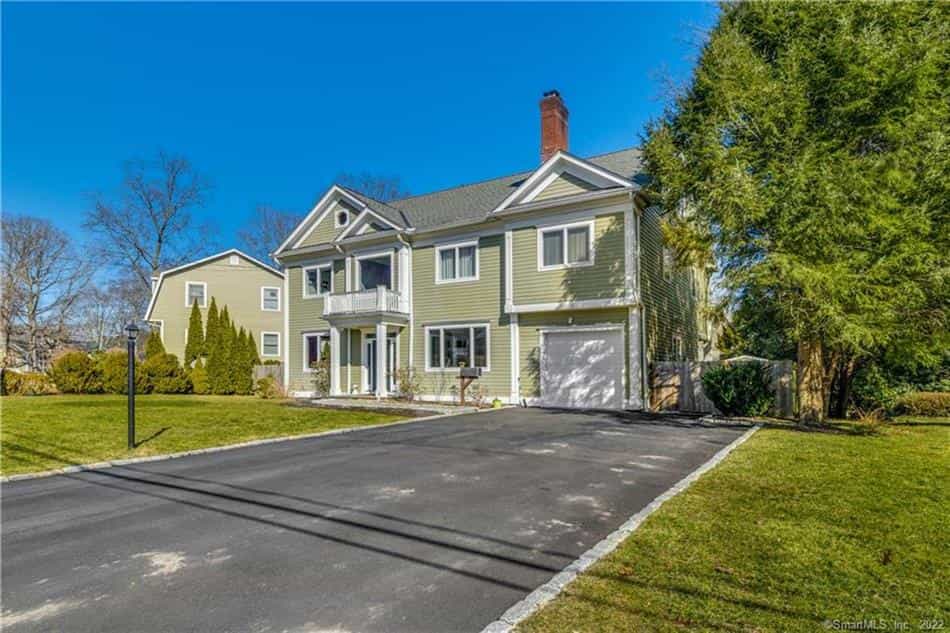 House in Stamford, Connecticut 10152369