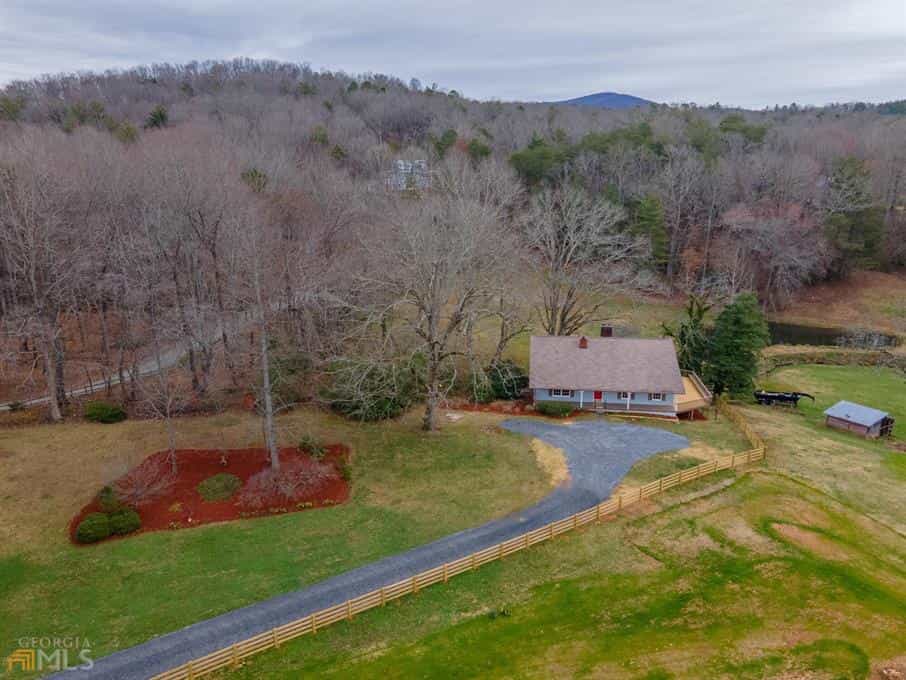 House in Clarkesville, Georgia 10152483