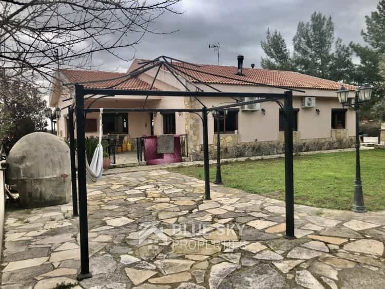 House in Pampoula, Lemesos 10152786