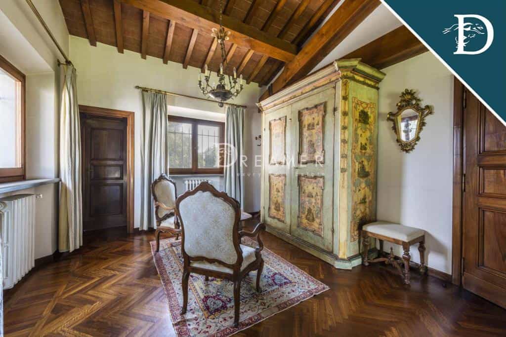 rumah dalam , Tuscany 10152946