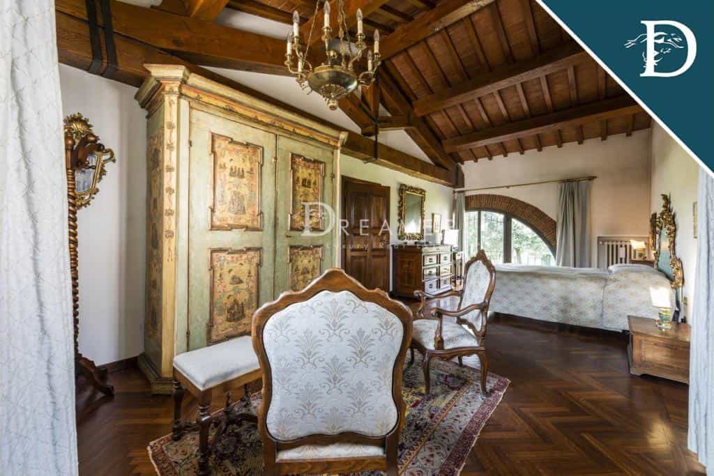 жилой дом в , Tuscany 10152946