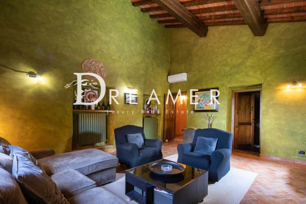Talo sisään , Tuscany 10152954