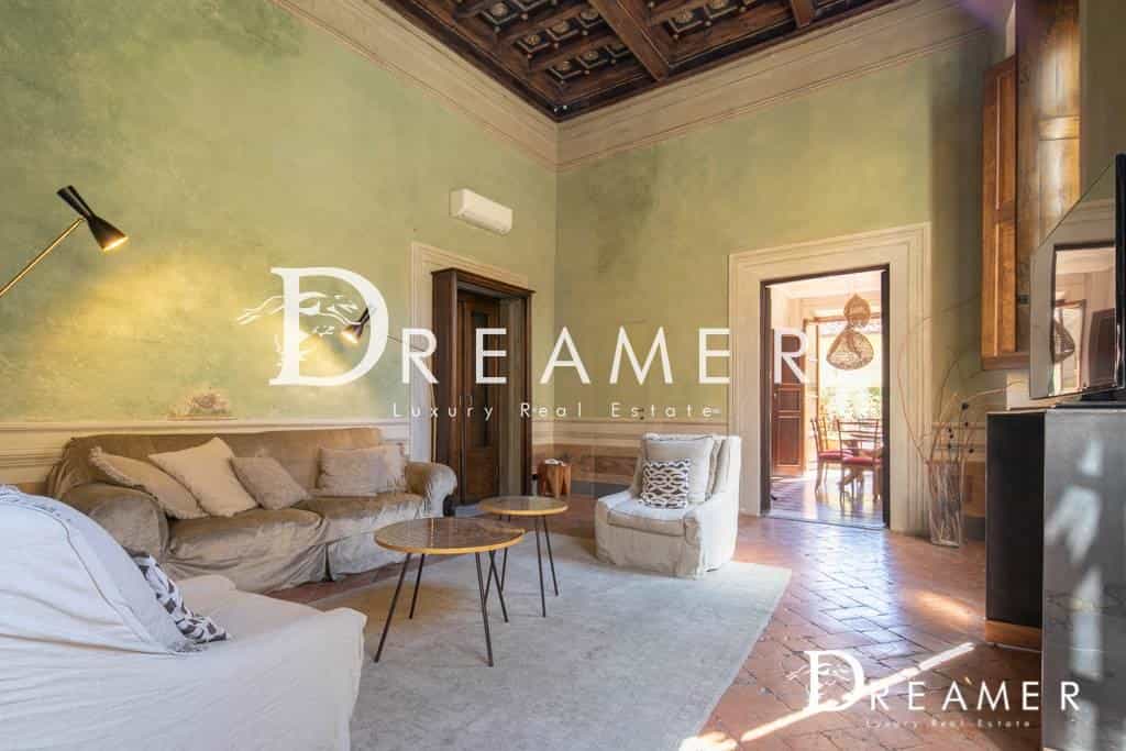 Condominium in Florence, Tuscany 10152969