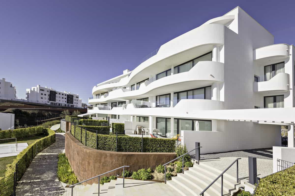 Condominium in Fuengirola, Andalucía 10153095