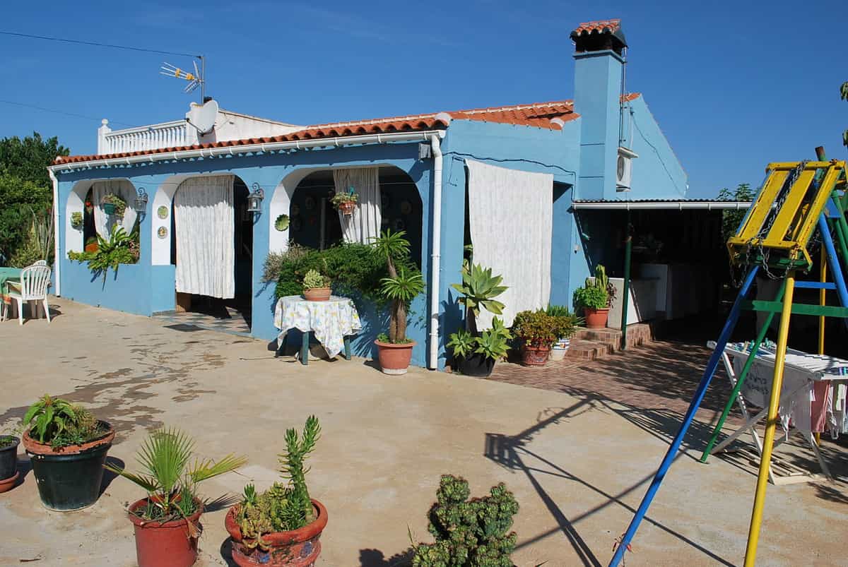 房子 在 Alhaurín de la Torre, Andalucía 10153146
