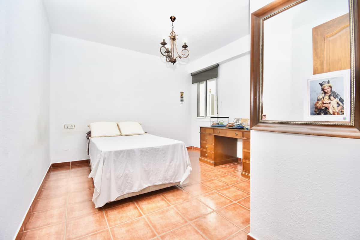 公寓 在 Benalmádena, Andalusia 10153147