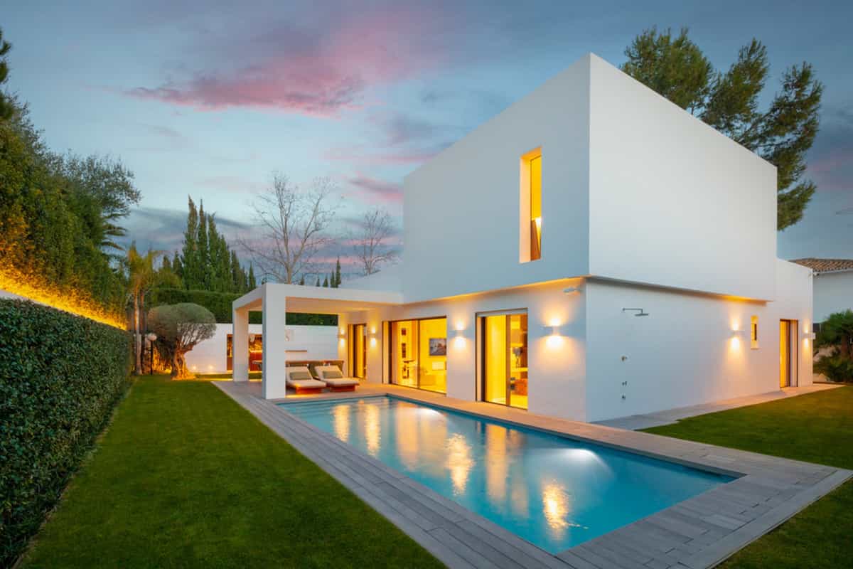 House in Benahavis, Andalusia 10153204