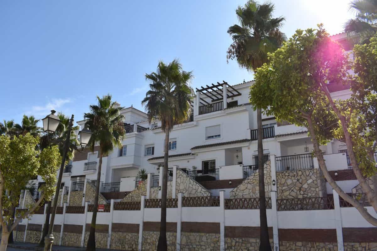 House in Alhaurin de la Torre, Andalusia 10153345