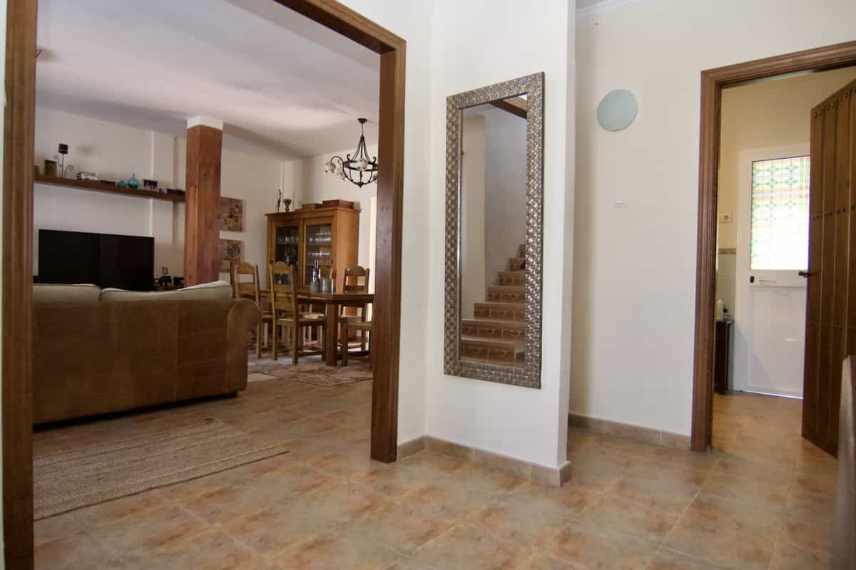 Casa nel Alhaurin de la Torre, Andalusia 10153354