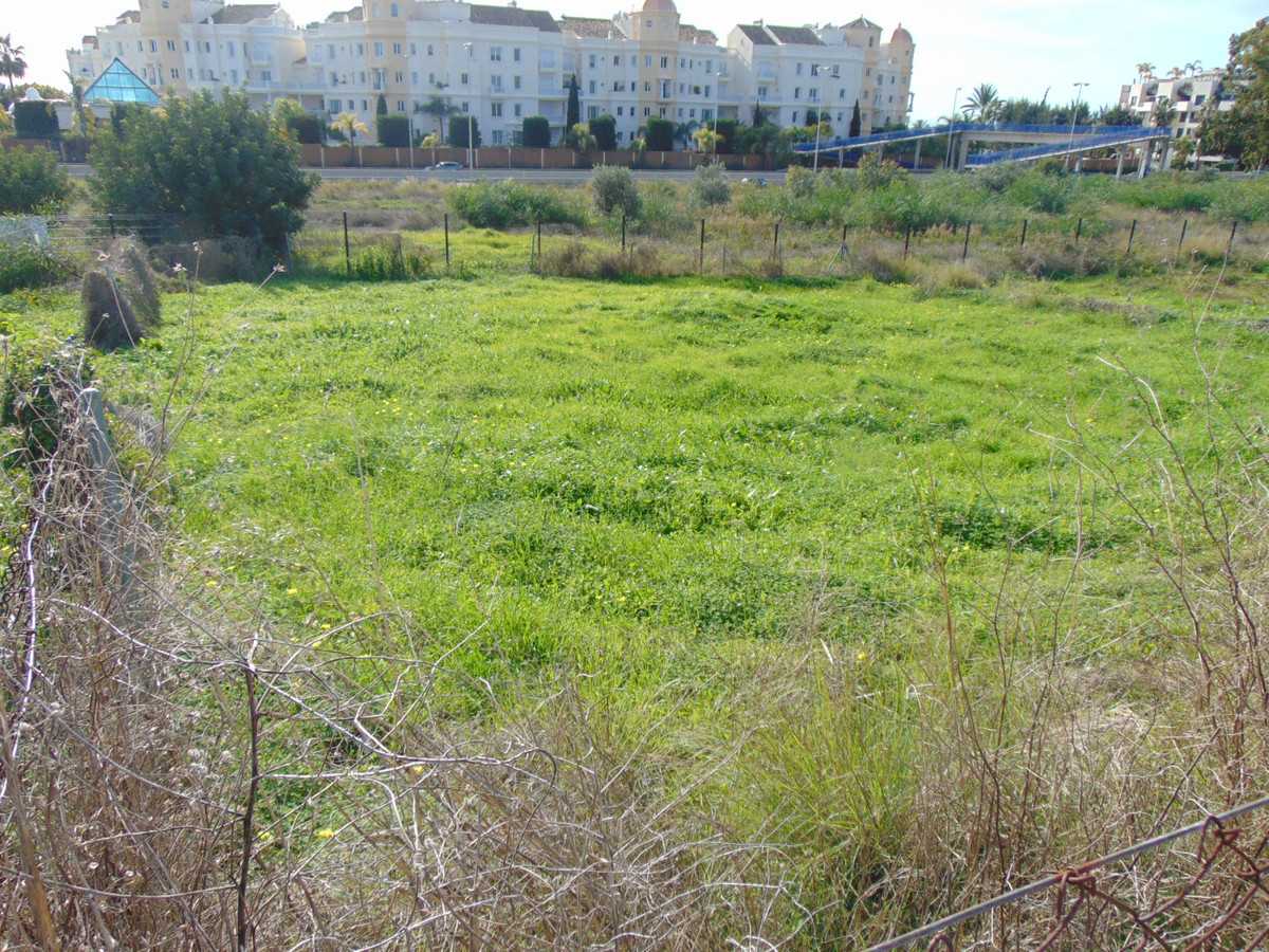 Land in Estepona, Andalusië 10153511