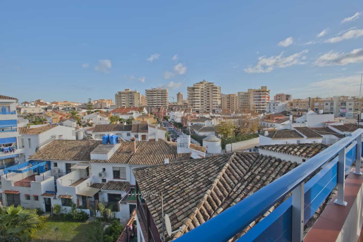 Condominium in Fuengirola, Andalucía 10153593