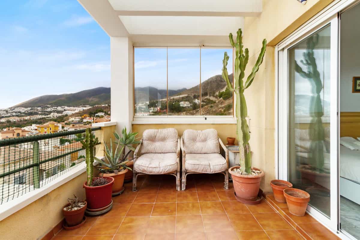 Condominium in Arroyo de la Miel, Andalusia 10153943