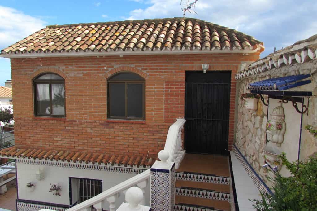σπίτι σε Arroyo de la Miel, Ανδαλουσία 10154076