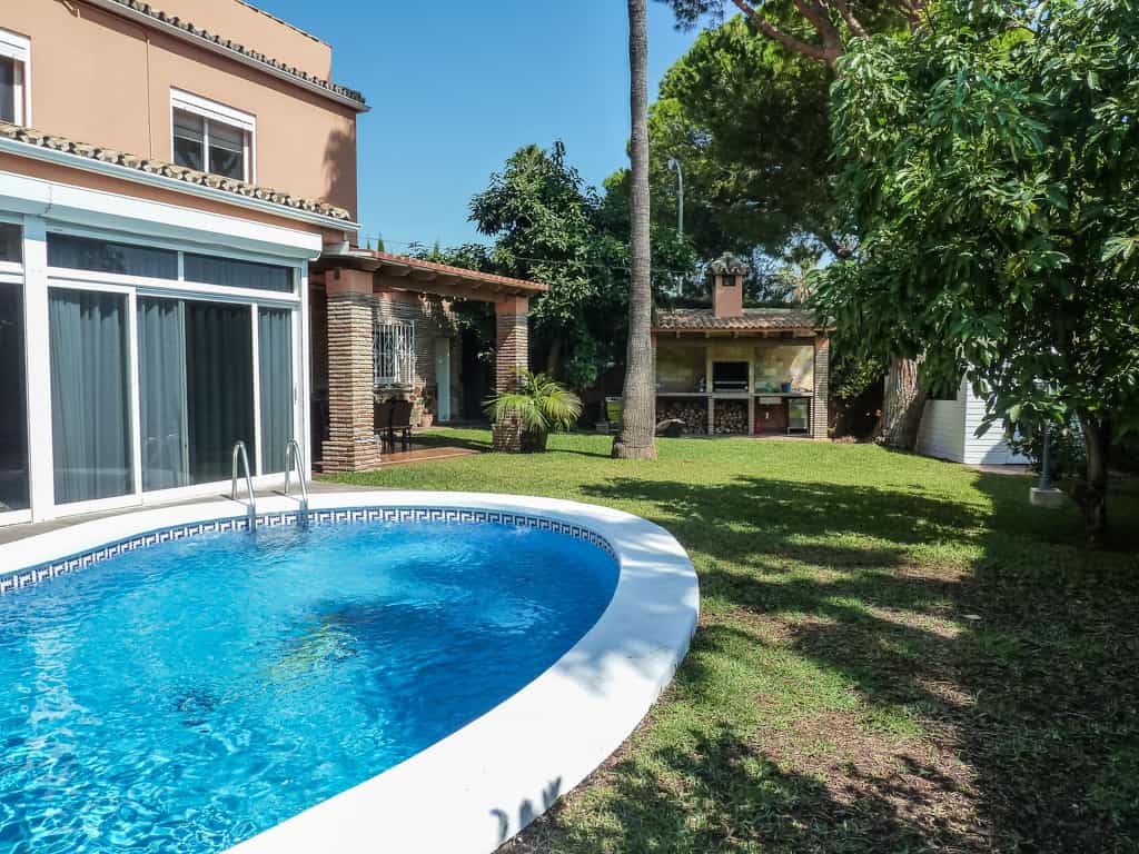 House in Arroyo de la Miel, Andalusia 10154085
