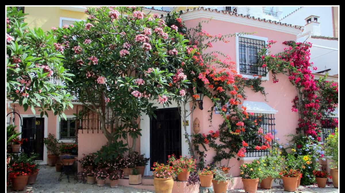 Talo sisään Benahavis, Andalusia 10154117