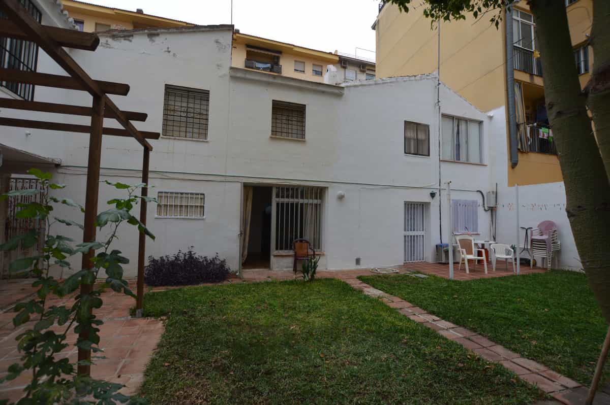 Будинок в Fuengirola, Andalucía 10154314