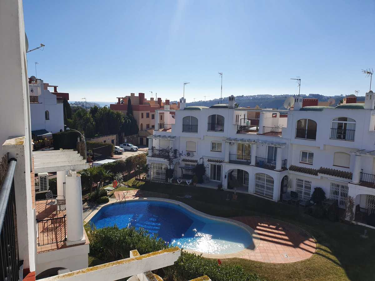 Rumah di Puerto de la Duquesa, Andalusia 10154891