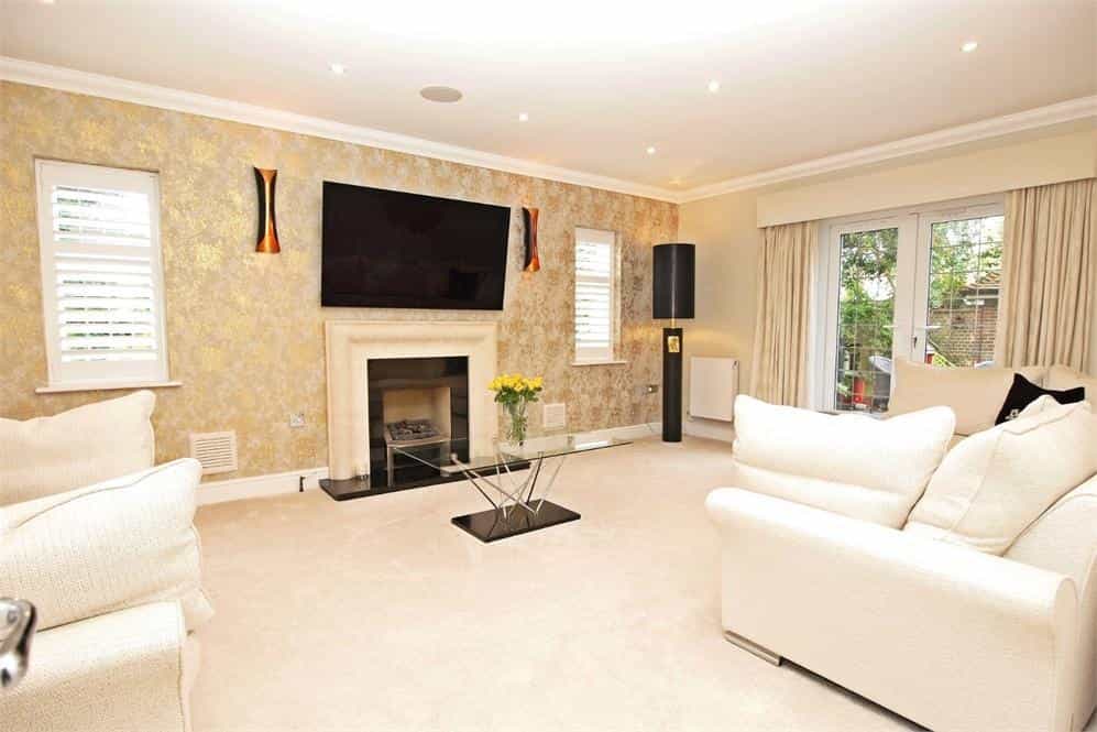 House in West Wickham, Bromley 10155157