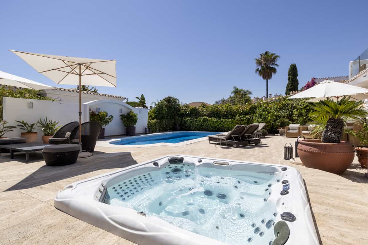 Talo sisään Marbella, Andalusia 10155428
