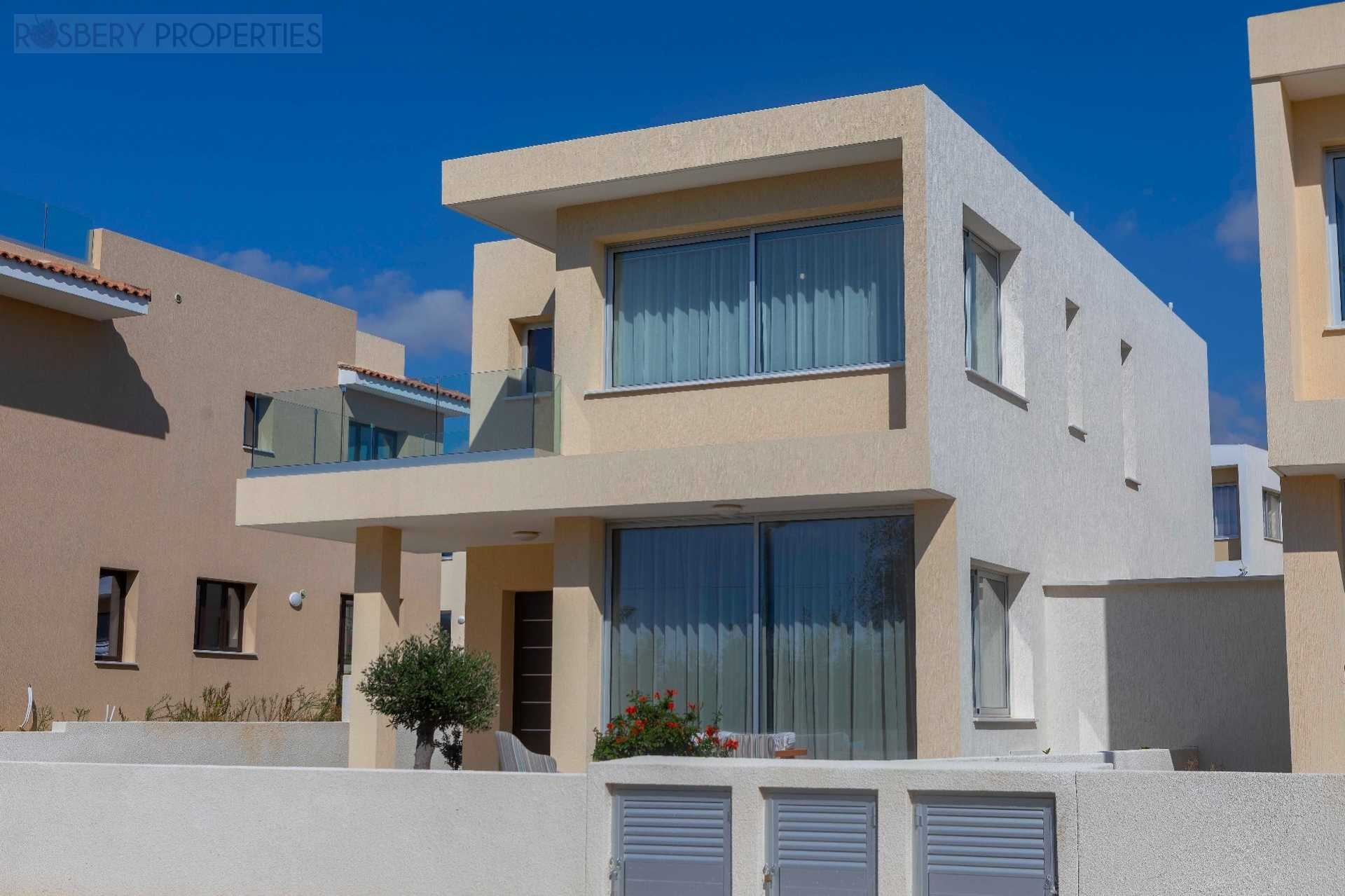 House in Paphos, Pafos 10155514