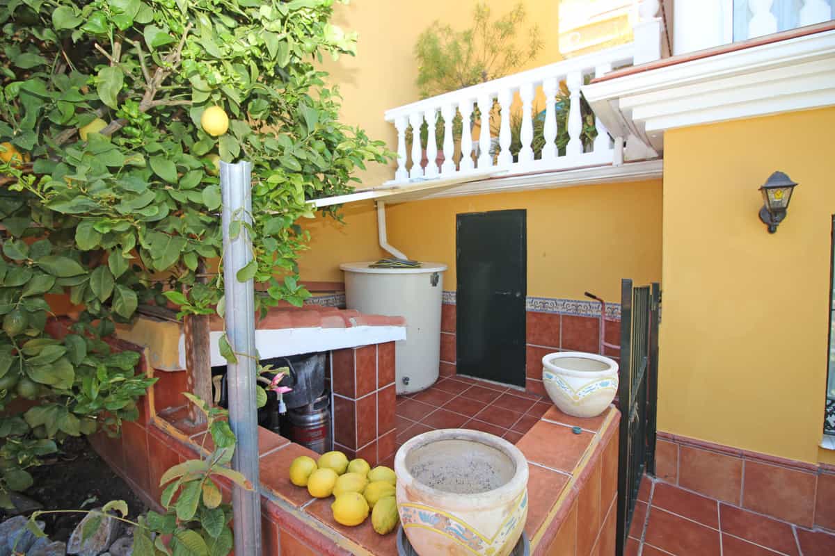rumah dalam Benalmadena, Andalusia 10155811