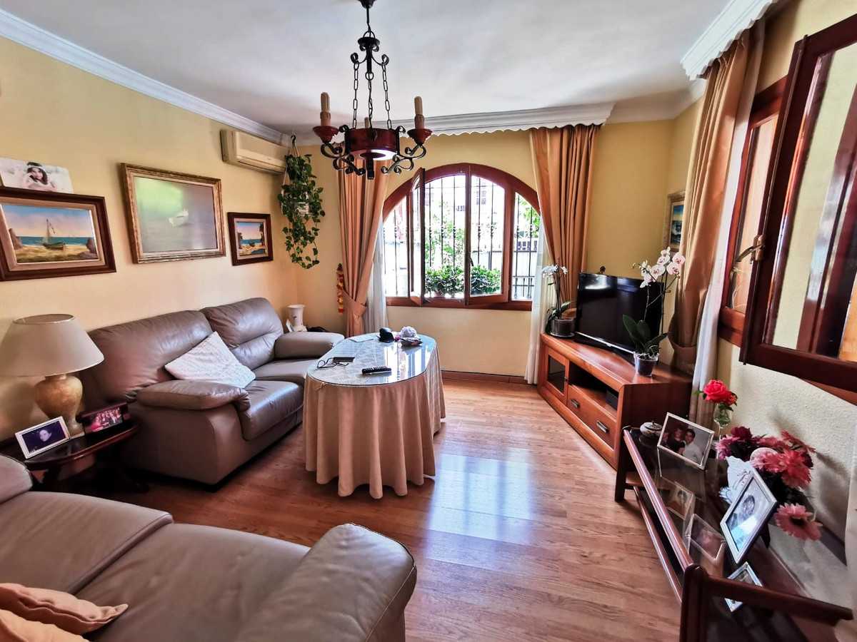 Rumah di Fuengirola, Andalucía 10155896