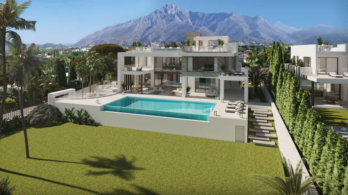 House in Marbella, Andalusia 10155910
