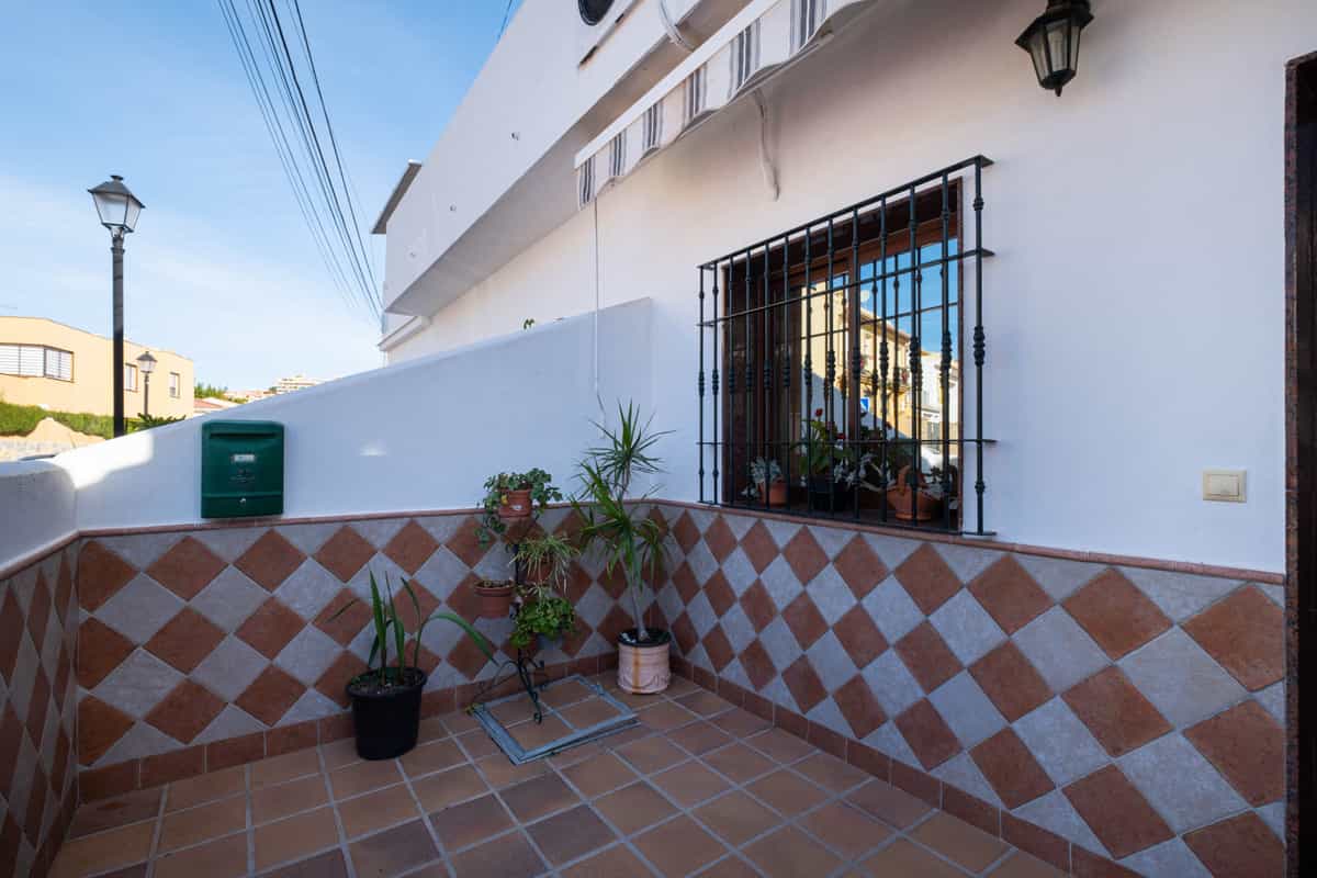 House in Santa Fe de los Boliches, Andalusia 10155912