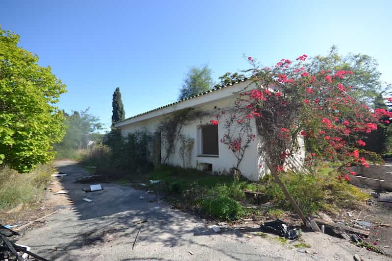 Land in Marbella, Andalusia 10155942