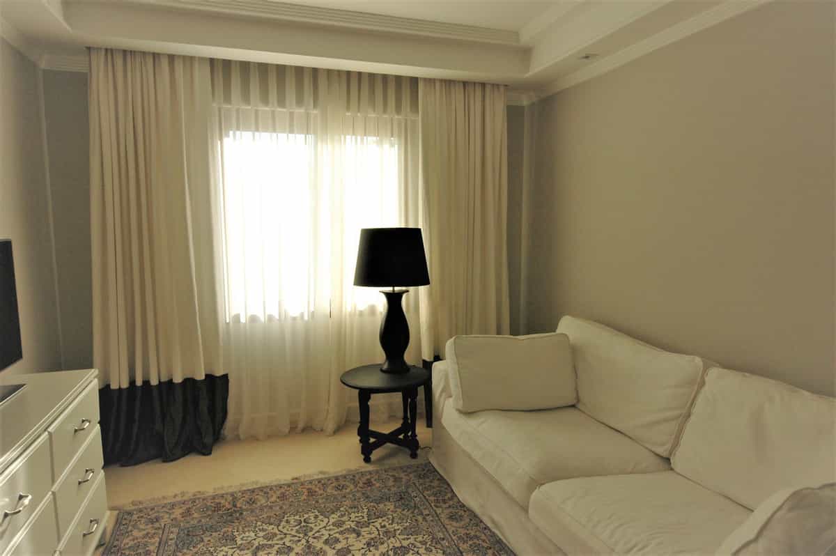 公寓 在 Marbella, Andalucía 10155969