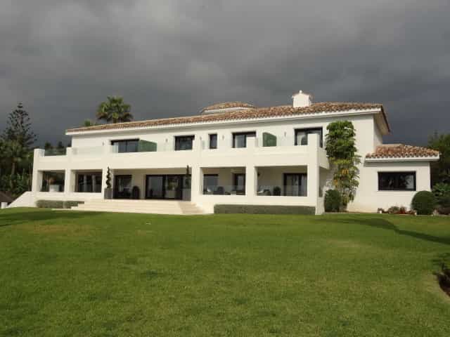 σπίτι σε Marbella, Andalucía 10156106