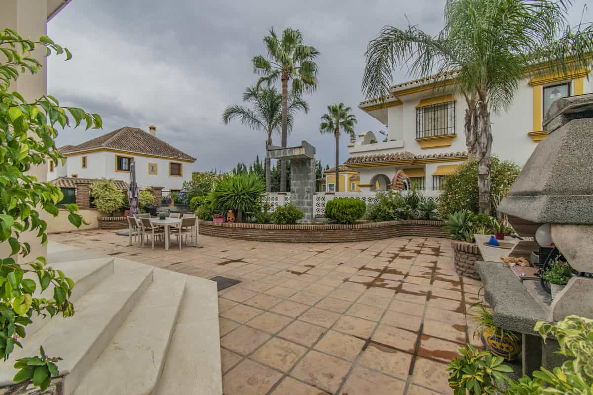House in Marbella, Andalucía 10156554