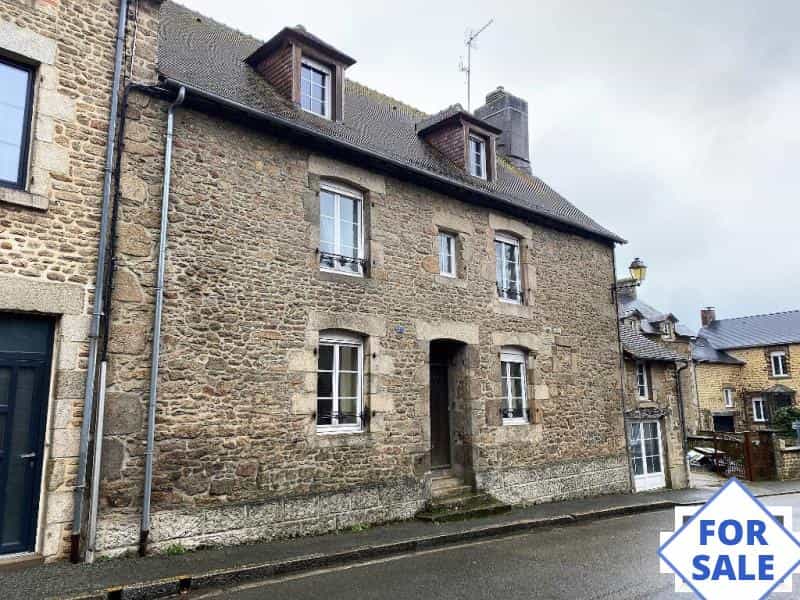 Haus im Boulay-les-Ifs, Pays de la Loire 10156929