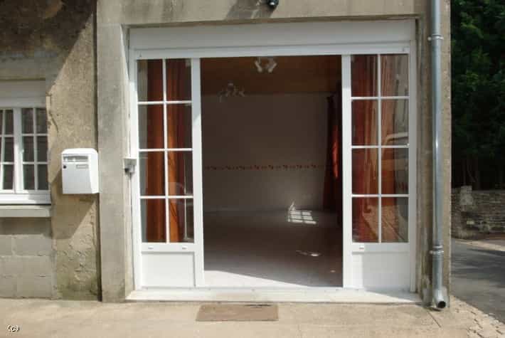 Huis in Charroux, Nouvelle-Aquitanië 10156941