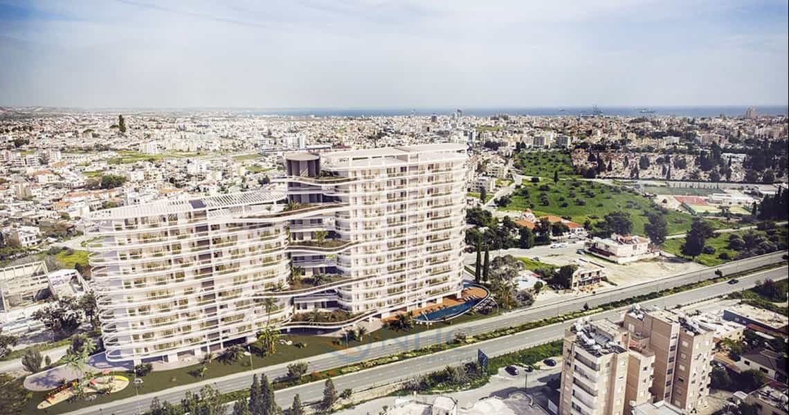 Condominium in Larnaca, Larnaca 10157007
